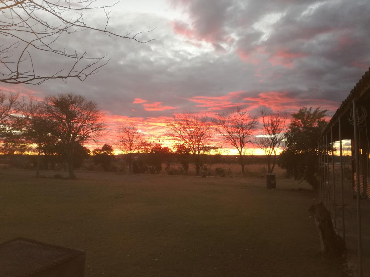 ホテル Akwela Guest Farm ブルームフォンテーン エクステリア 写真